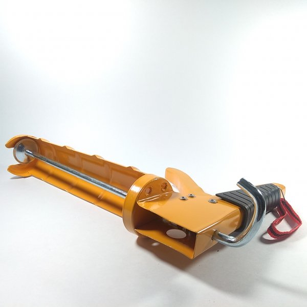 PISTOLA CALAFATEO 